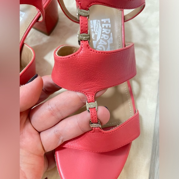 Salvtore Ferragamo Sandal - Picture 6 of 6